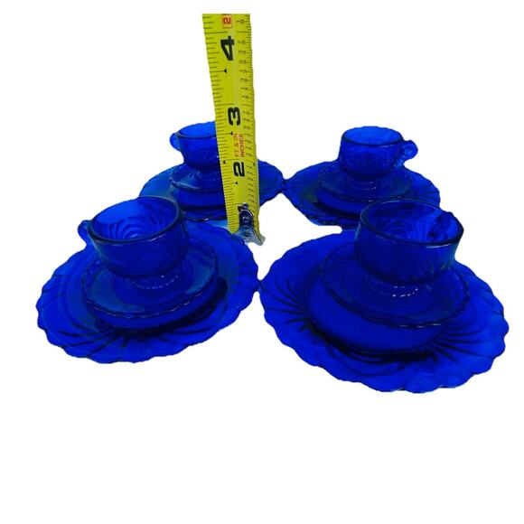 Vintage Doll Size Place Setting Cobalt Blue Glass 4 Plates 4 Teacups 4 Saucers - Picture 7 of 16